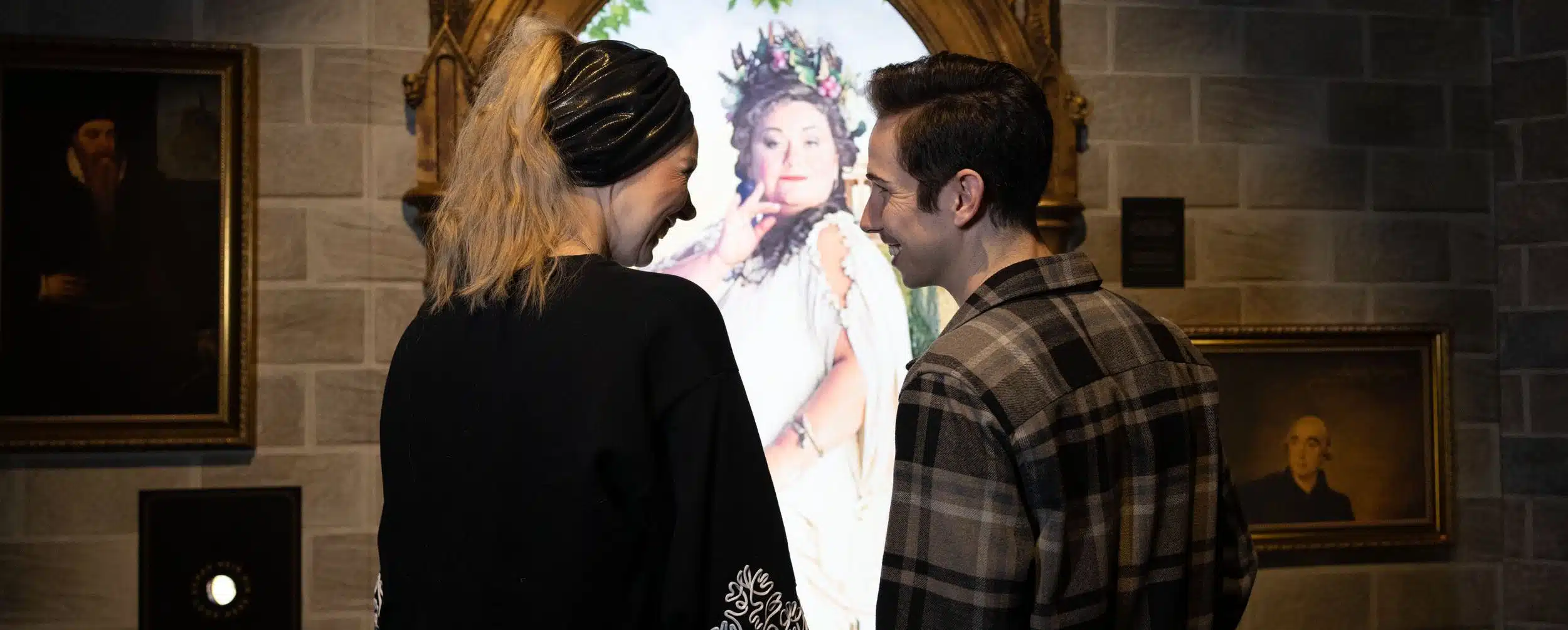 couple in front of the Gryffindor door Fat Lady